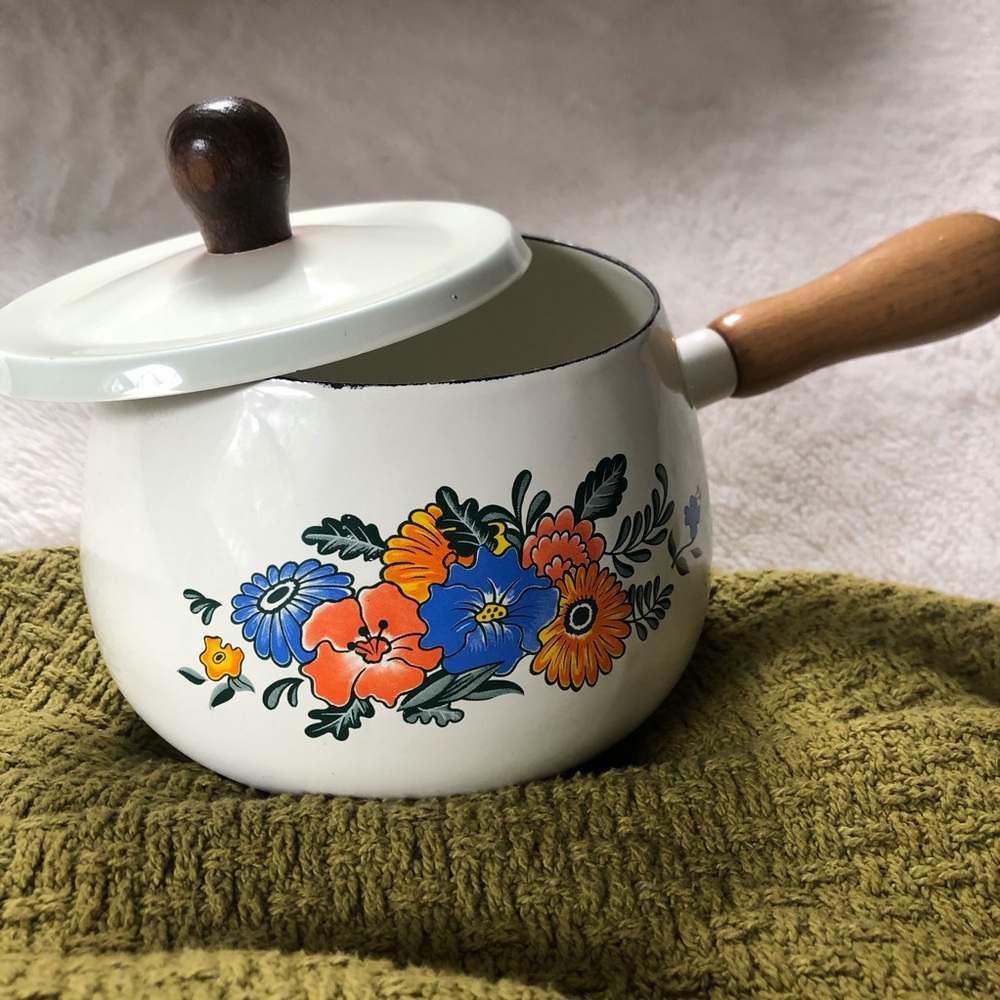 Vintage Kamenstein boho floral enamel pot